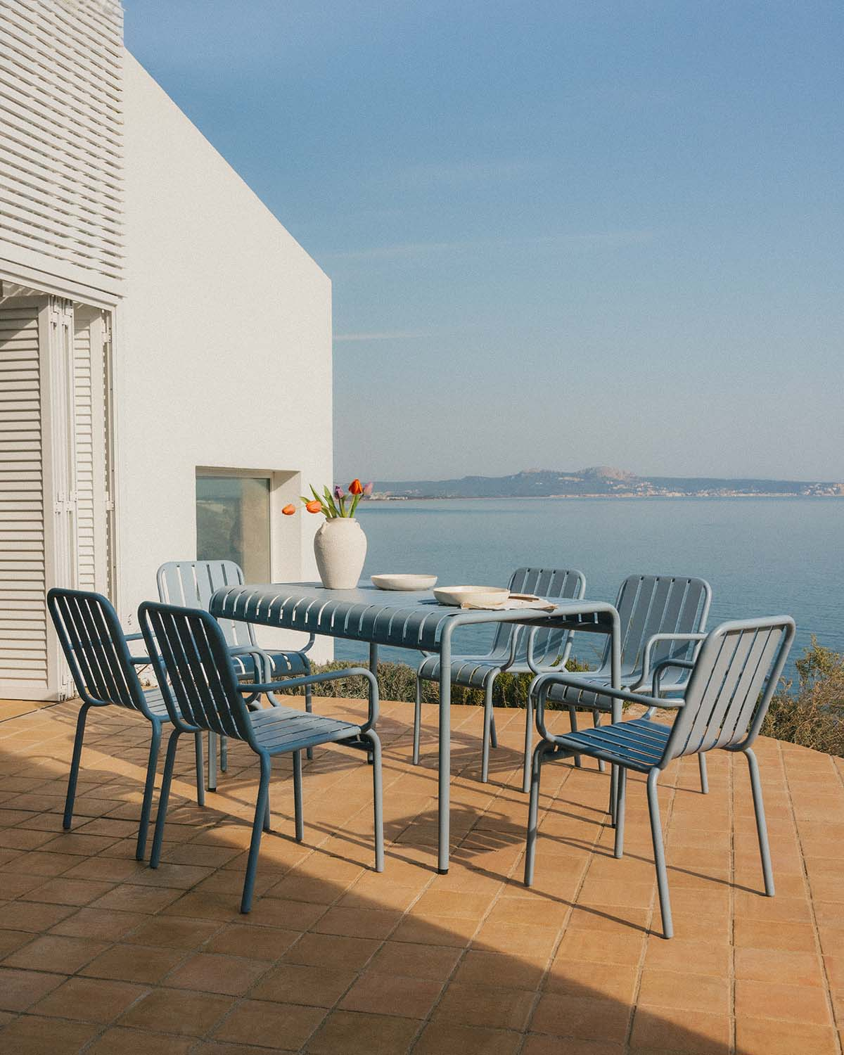 Table bleue